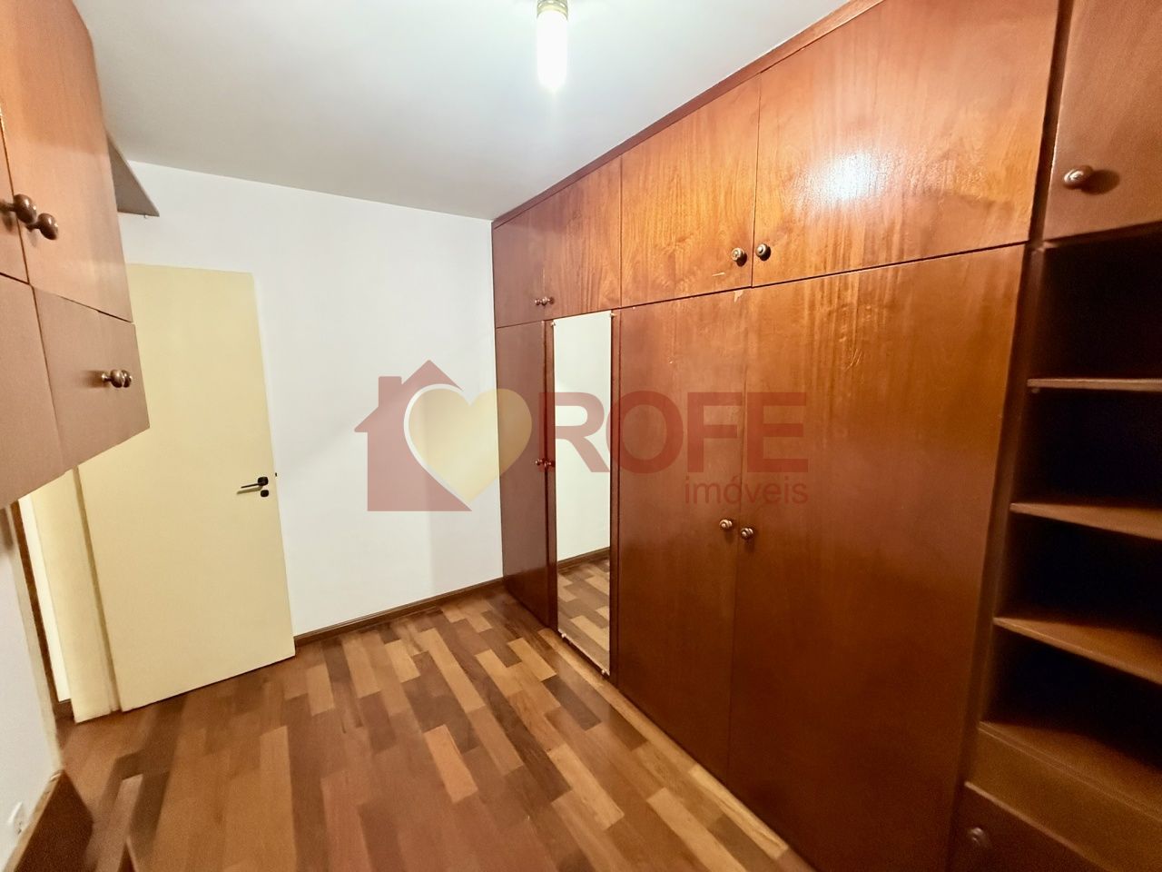Foto 8 - RF44595