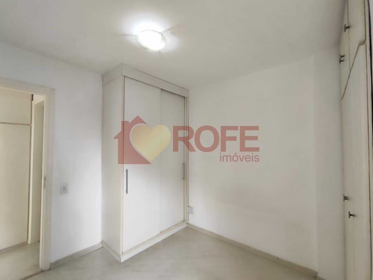 Foto 6 - RF44638