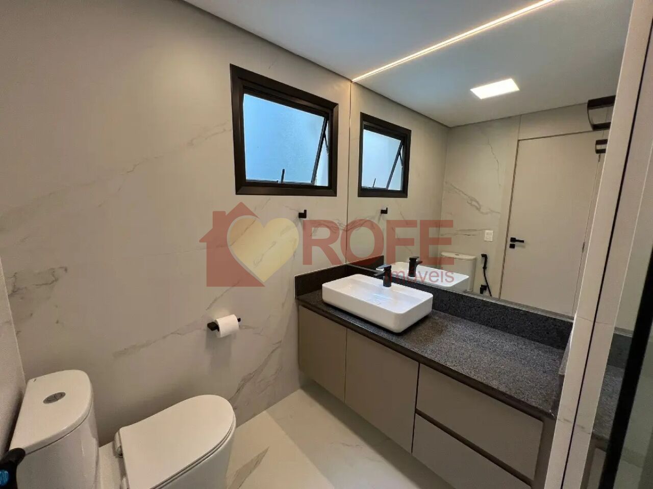 Foto 12 - RF44711