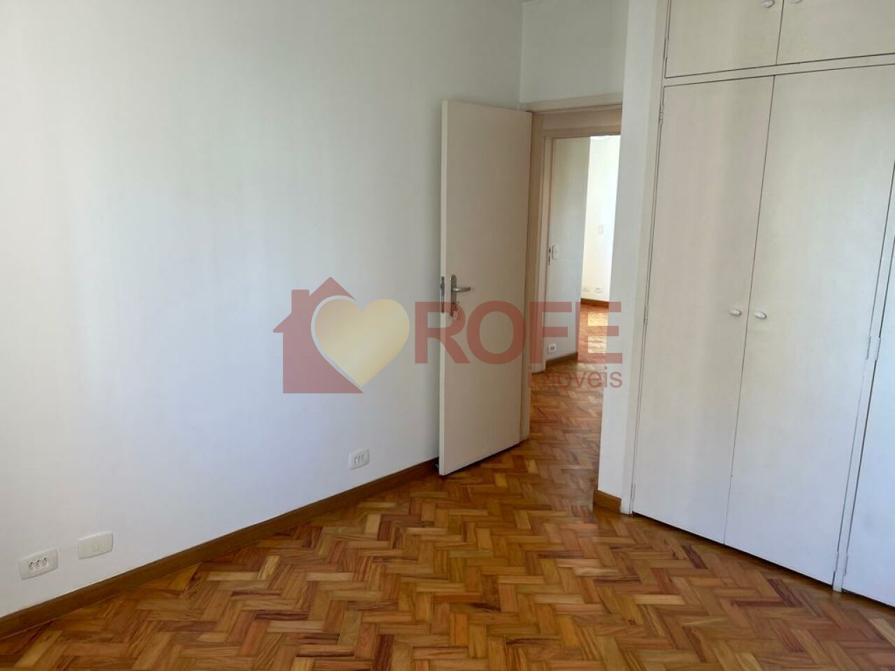 Foto 14 - RF44805