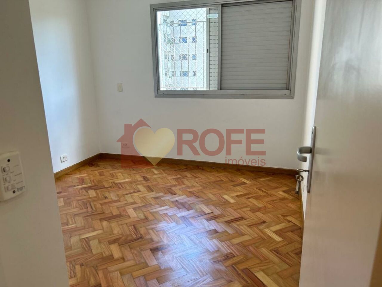 Foto 16 - RF44805
