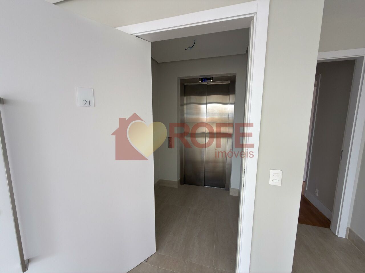 Foto 11 - RF44816