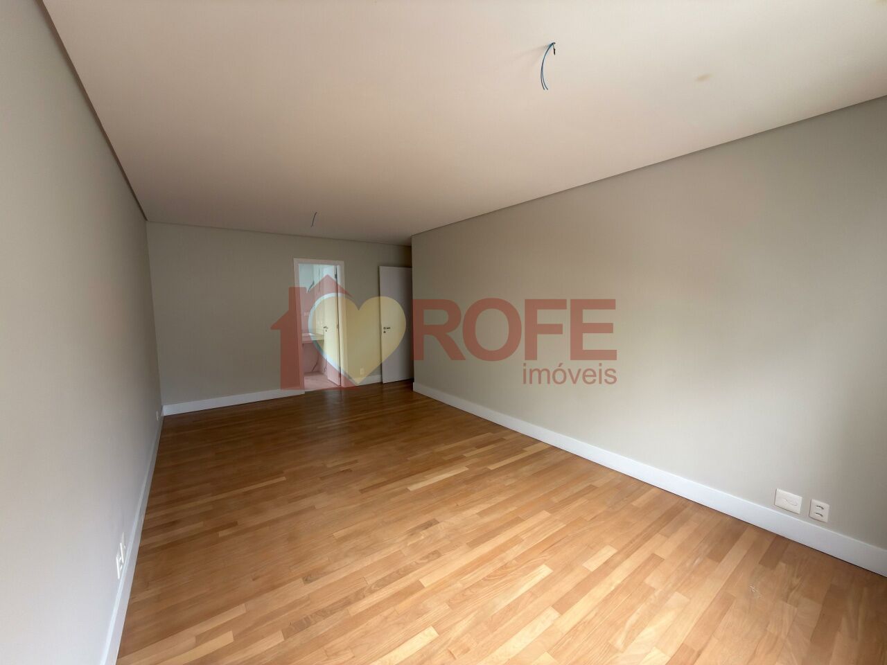 Foto 13 - RF44816