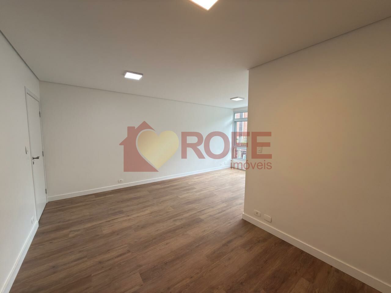 Foto 5 - RF44819