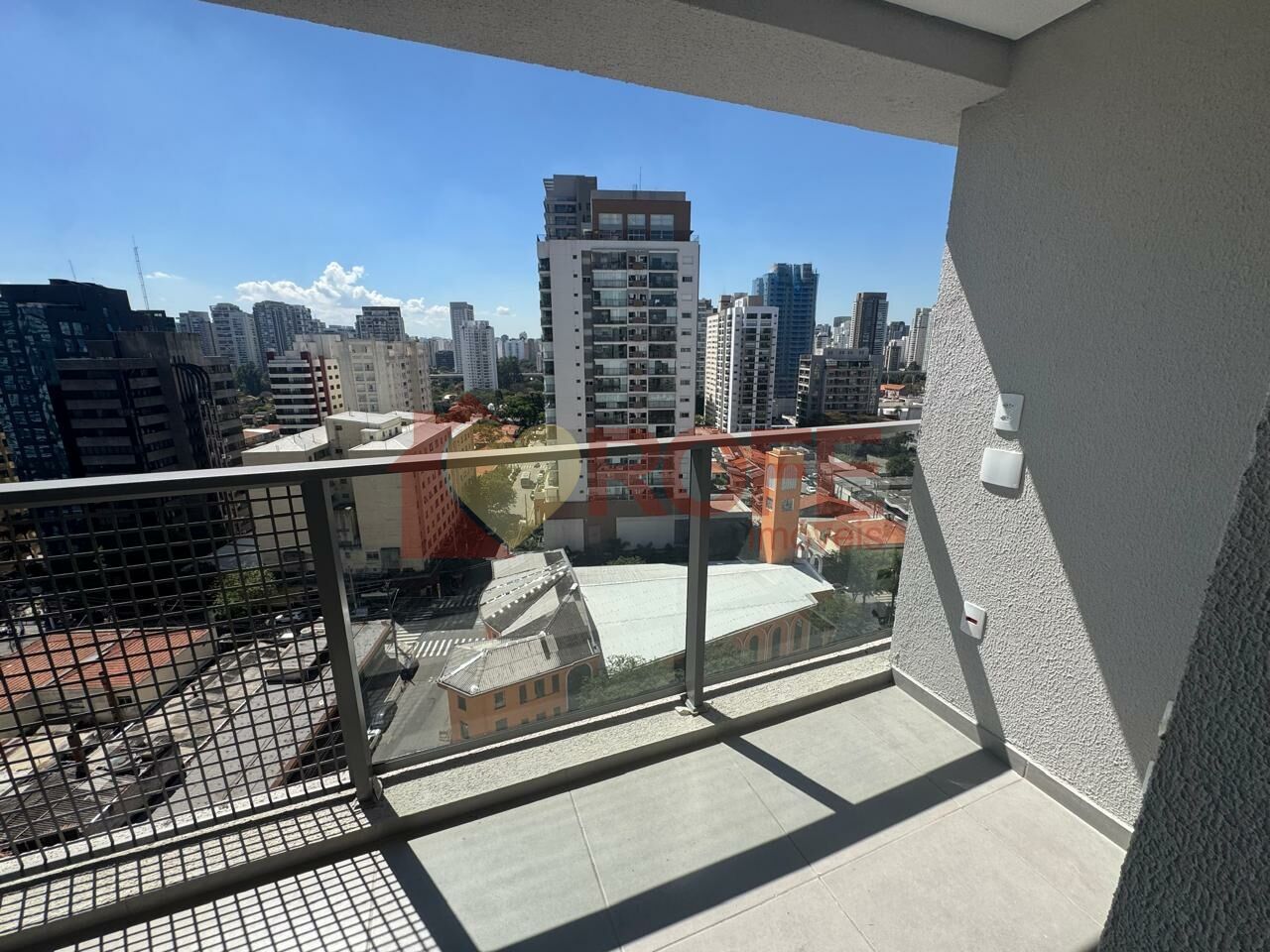 Foto 4 - RF44833