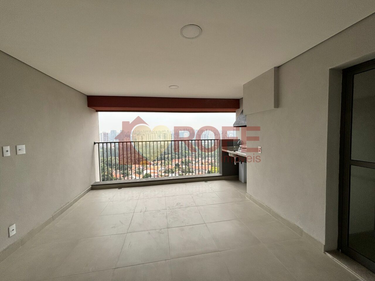 Foto 3 - RF44840