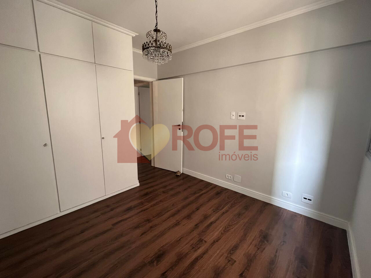 Foto 4 - RF44845