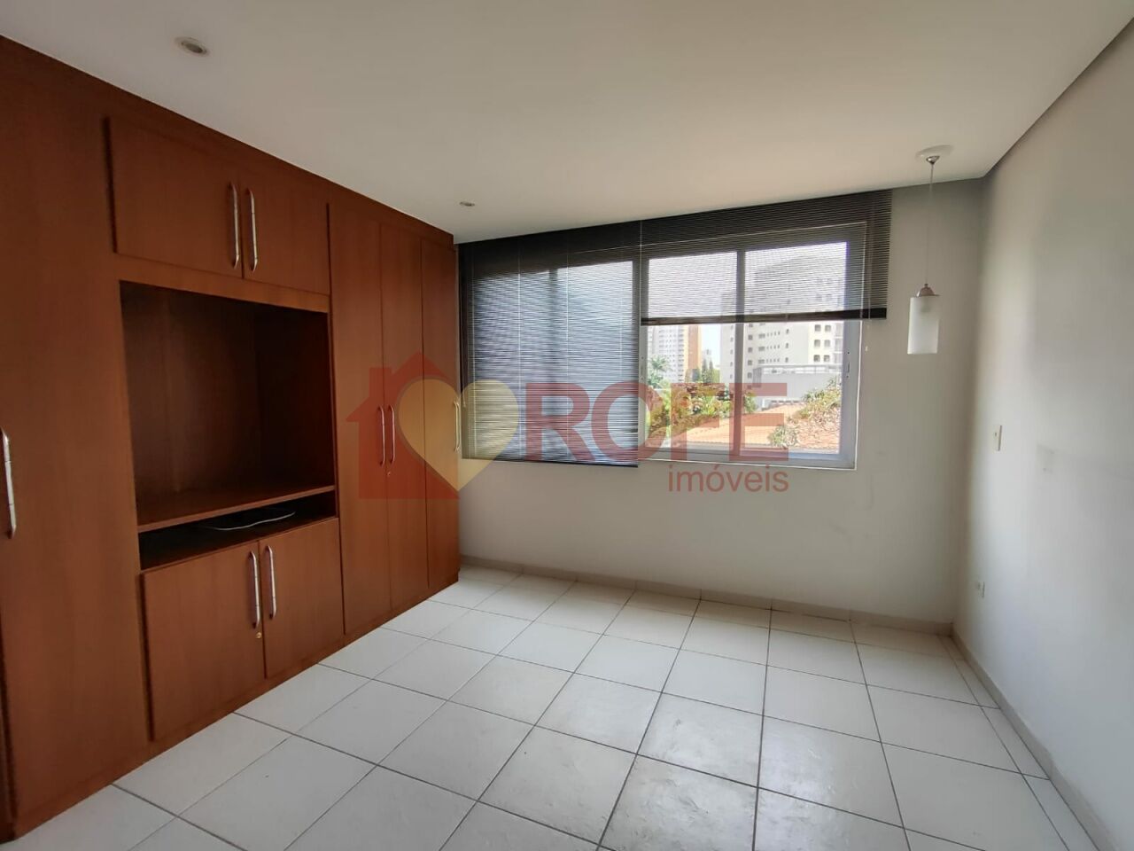 Foto 15 - RF44893
