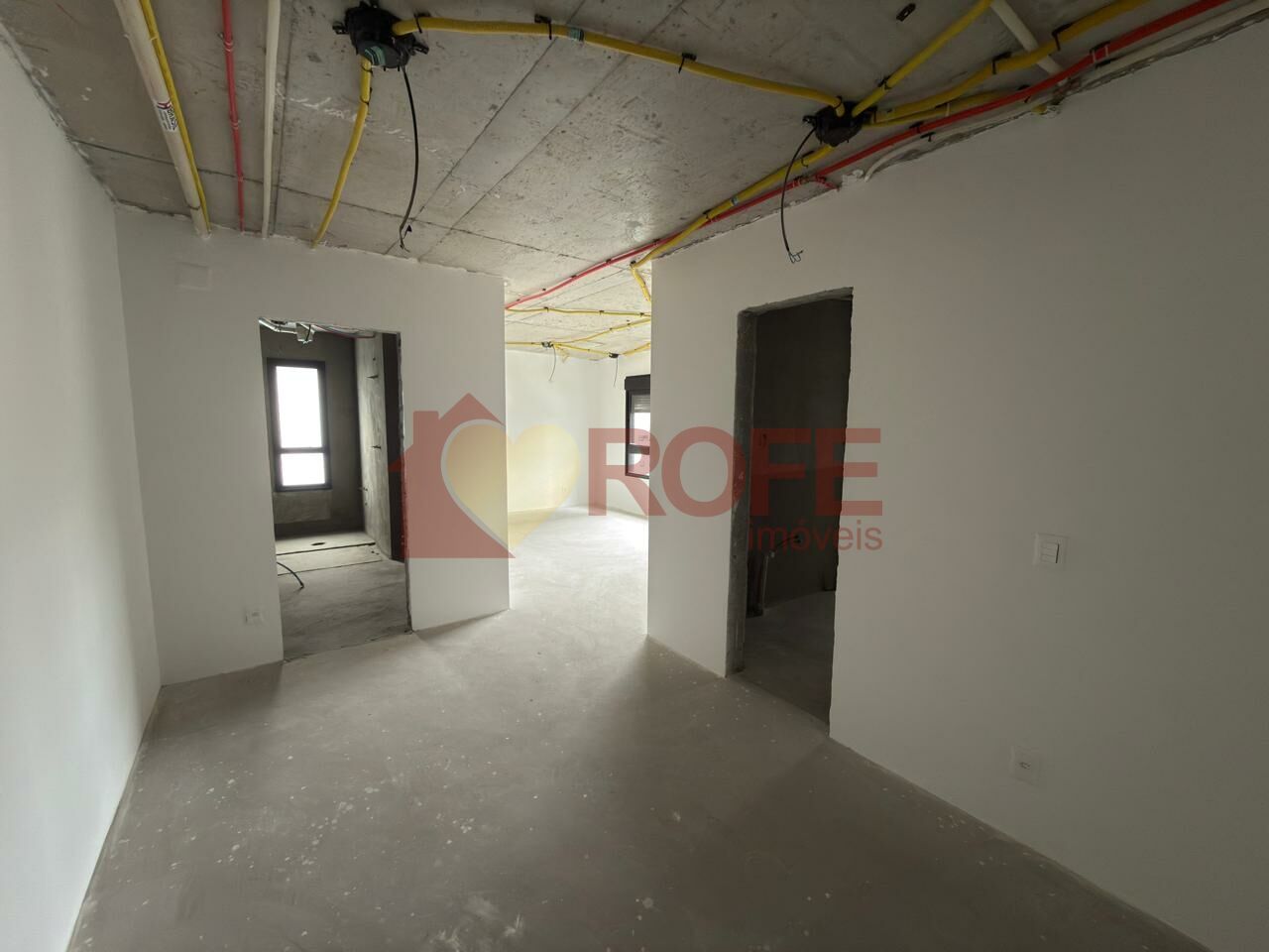 Foto 33 - RF44935