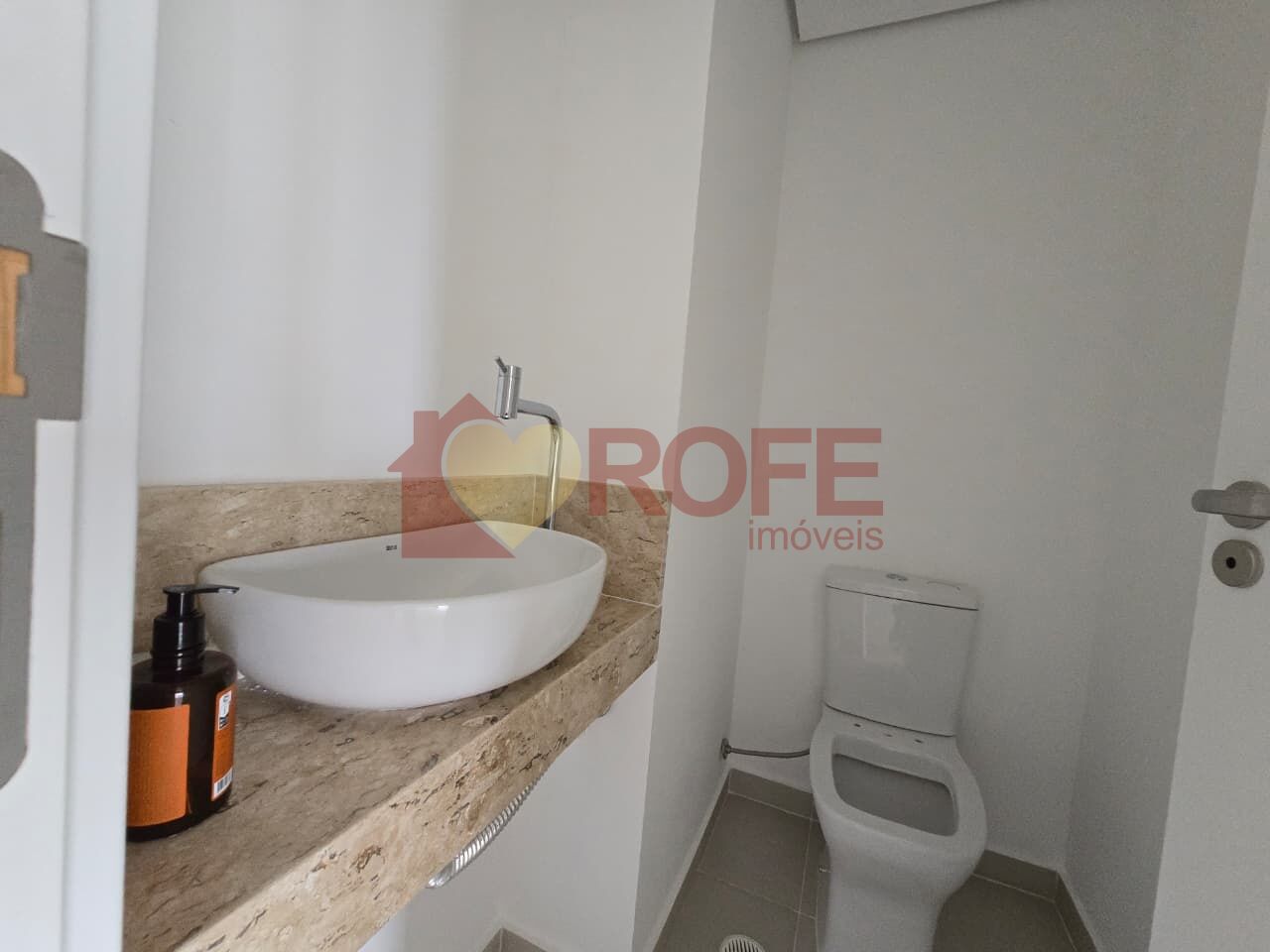 Foto 9 - RF44937
