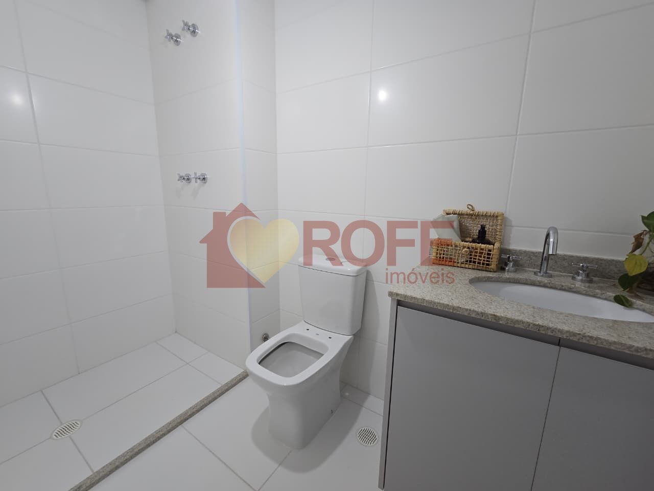 Foto 10 - RF44937