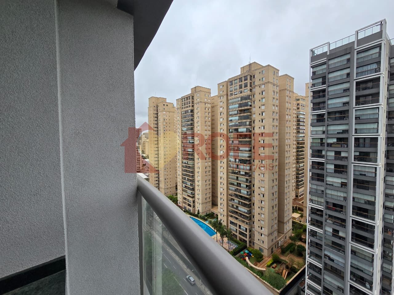 Foto 4 - RF44937