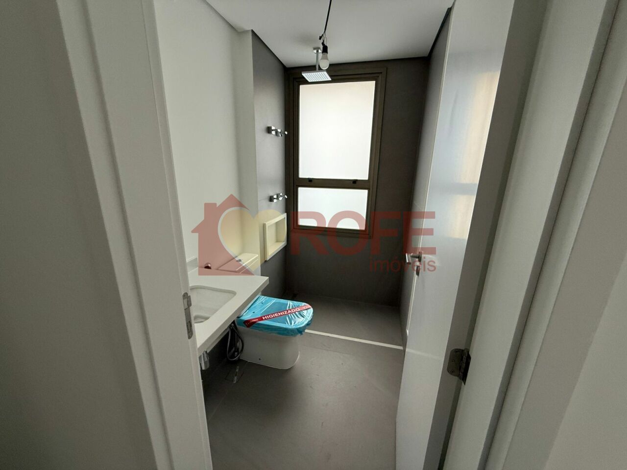 Foto 12 - RF44947