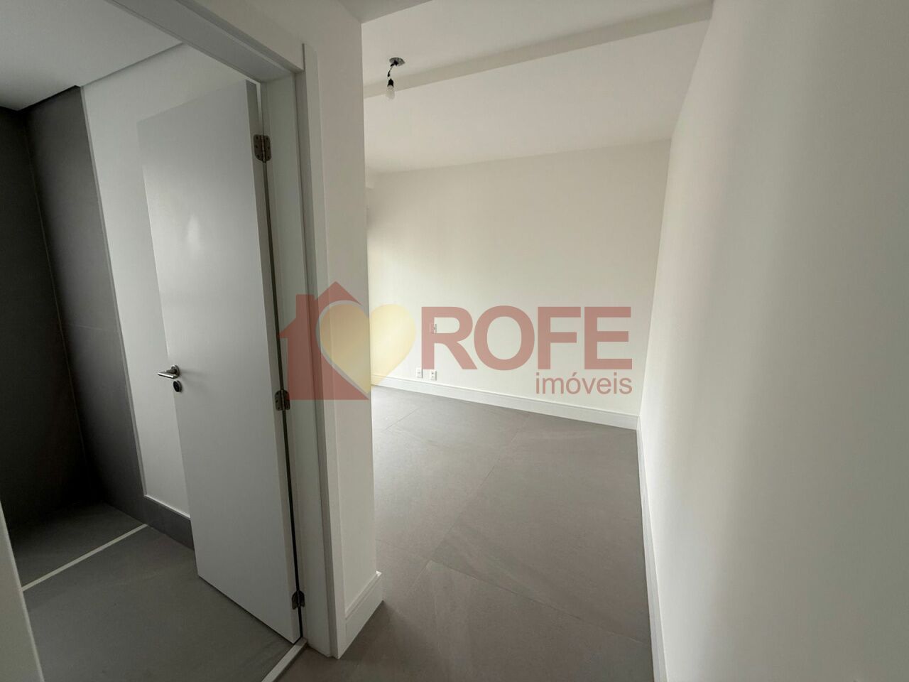 Foto 14 - RF44947