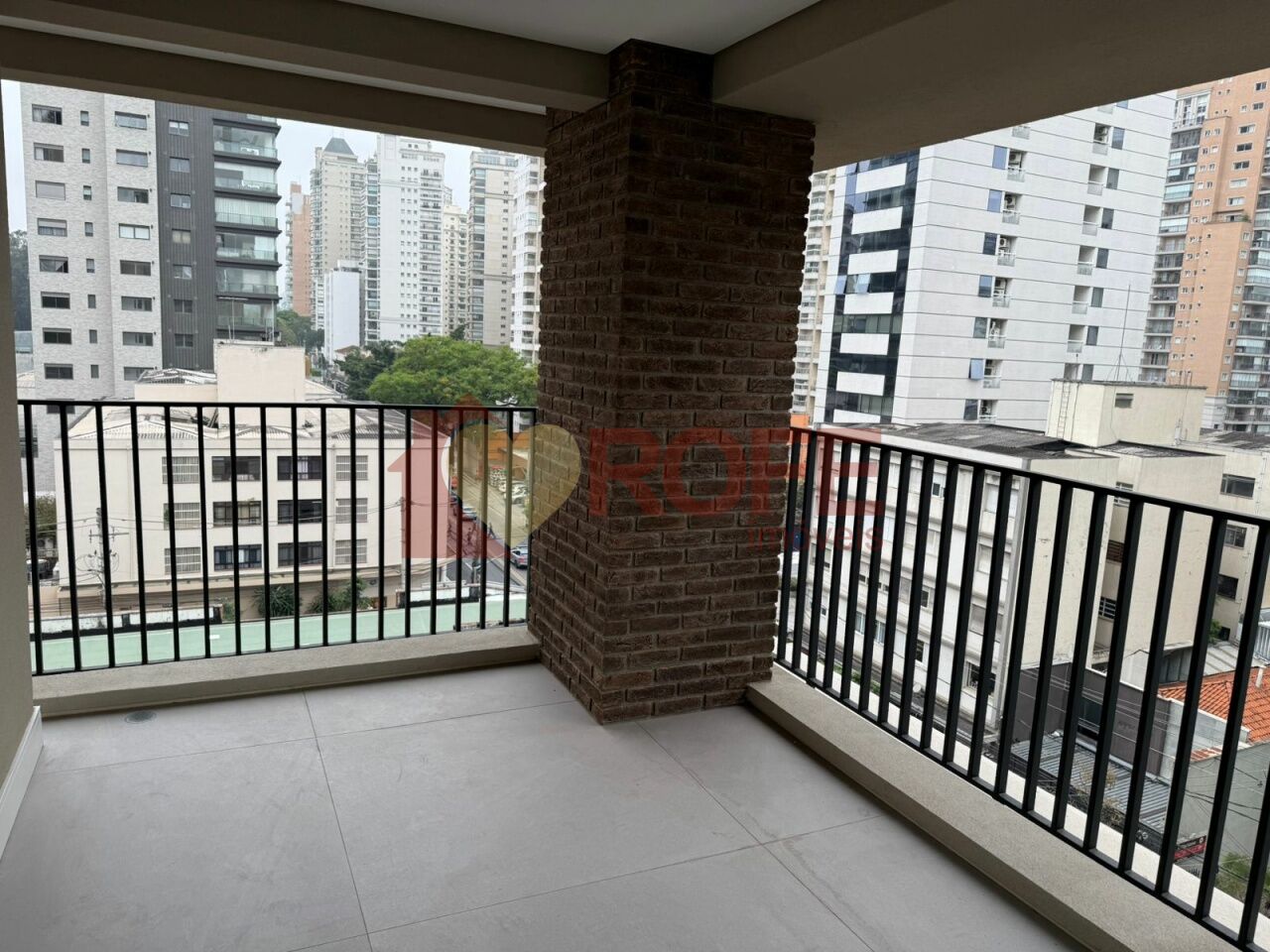 Foto 35 - RF44947
