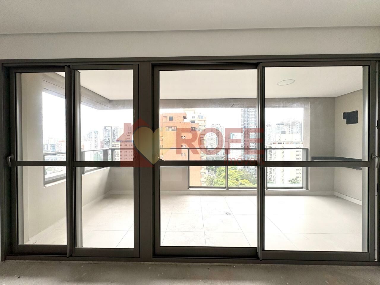 Foto 4 - RF44979