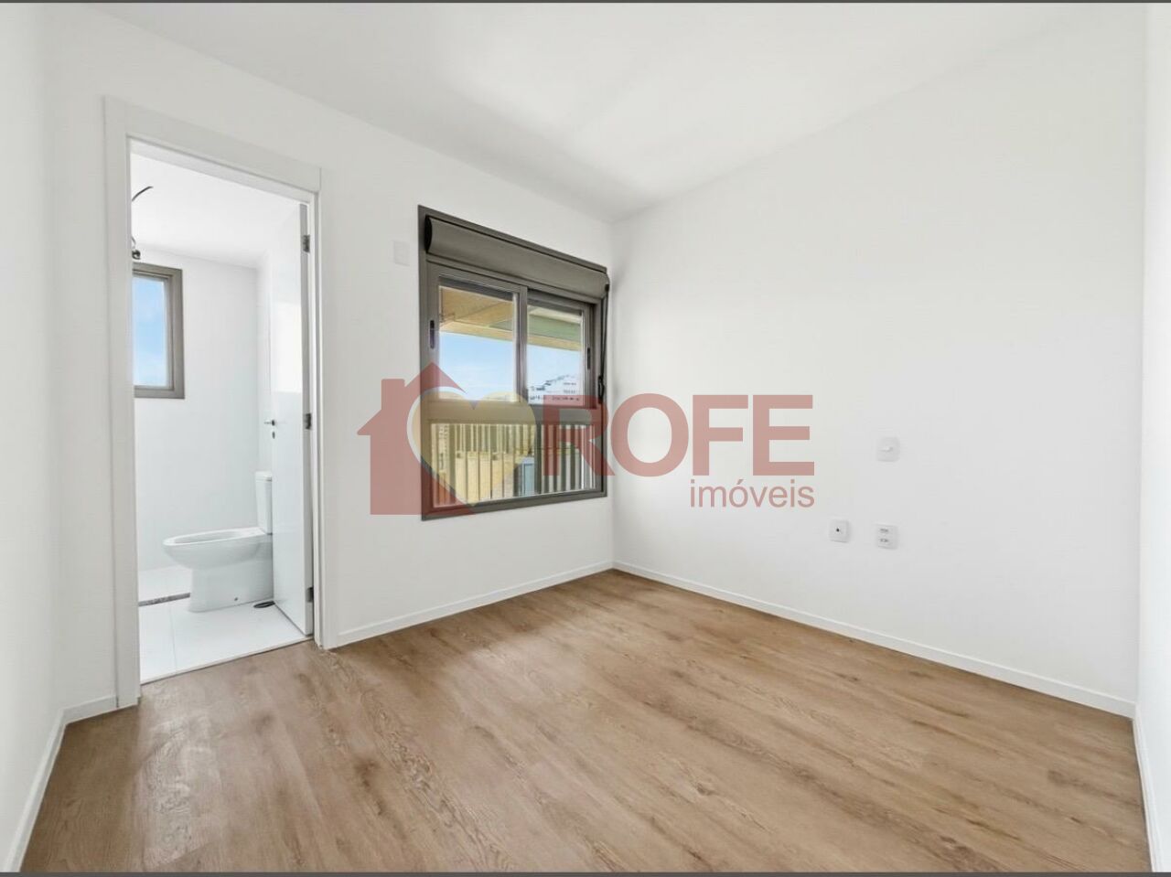 Foto 8 - RF45008