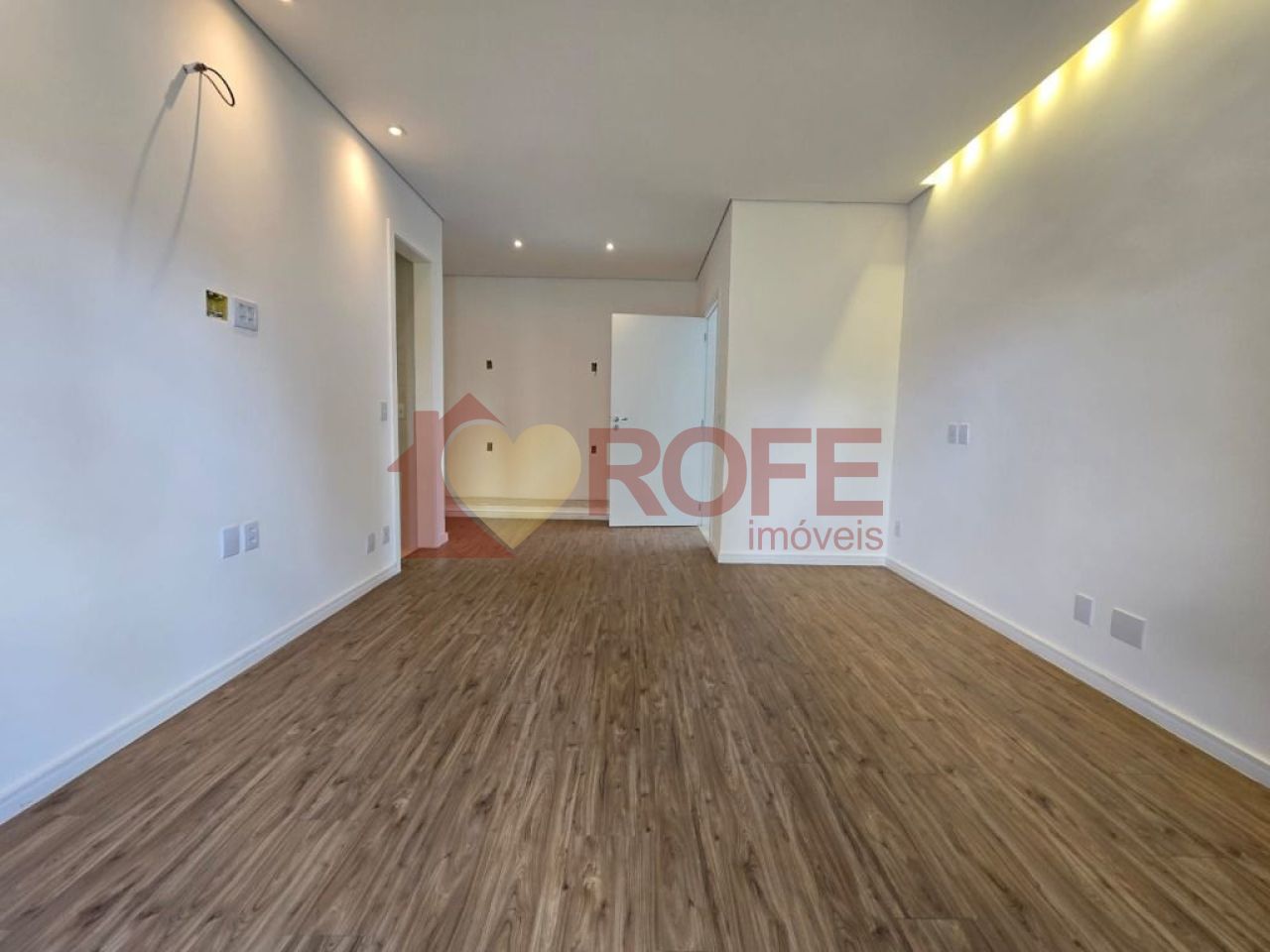 Foto 24 - RF4502