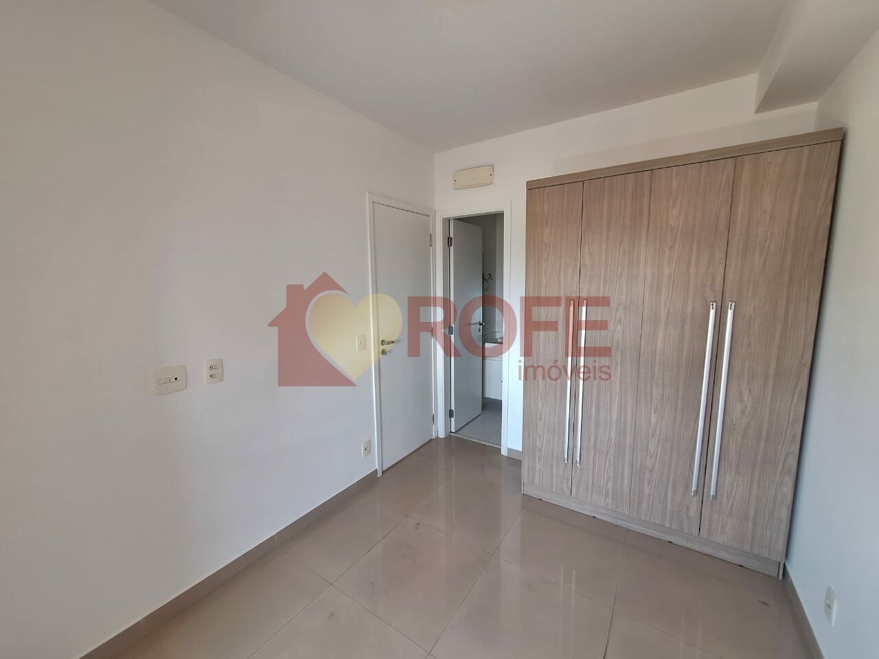Foto 25 - RF45034