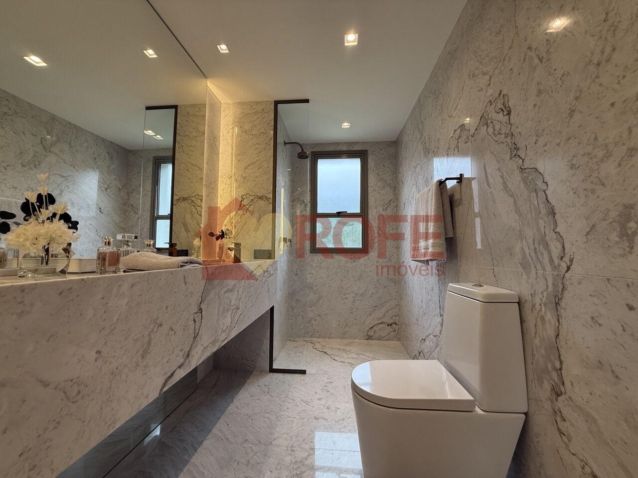 Foto 21 - RF45049