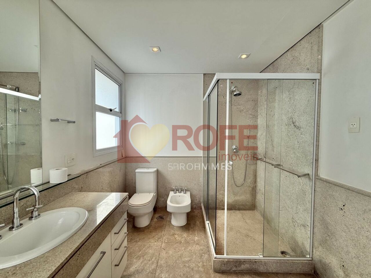 Foto 17 - RF45110
