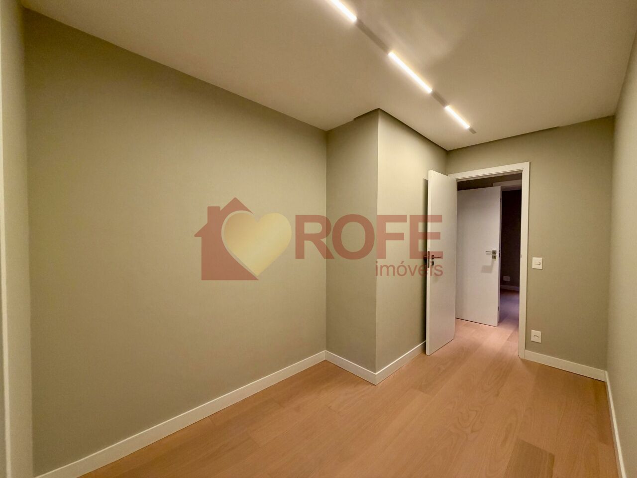 Foto 8 - RF45136