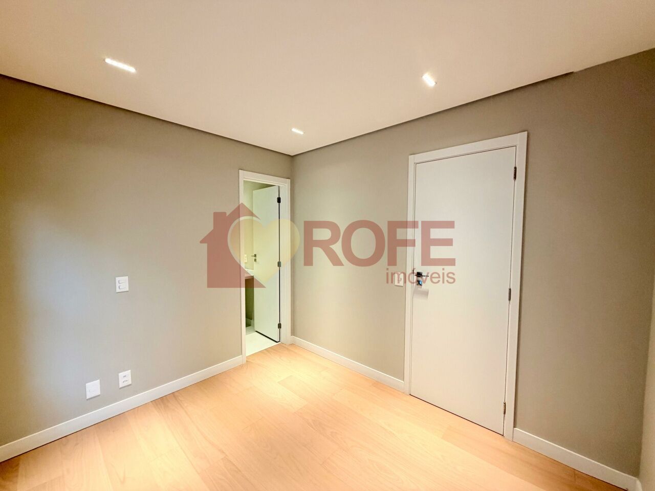 Foto 16 - RF45136