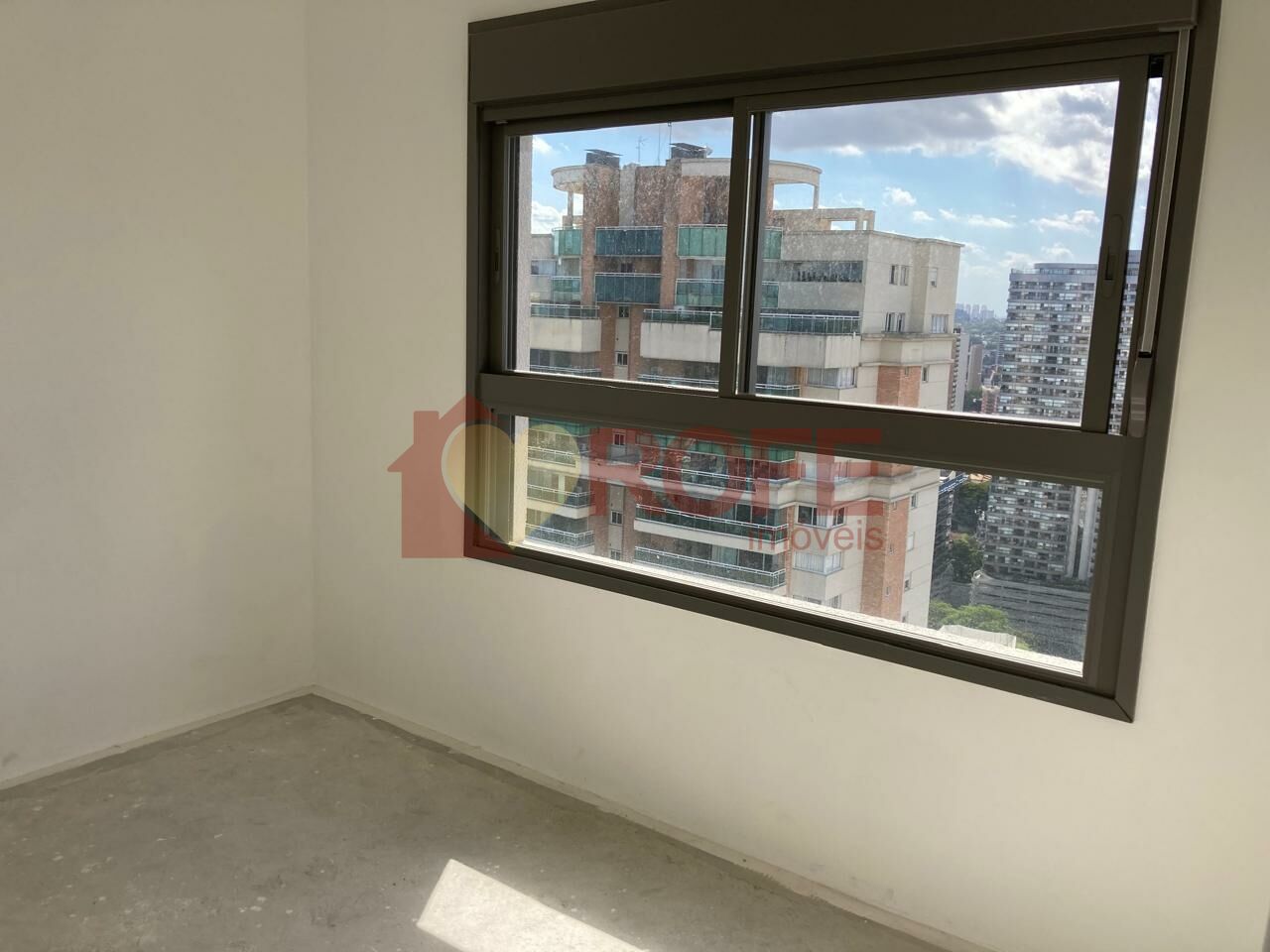 Foto 25 - RF45373