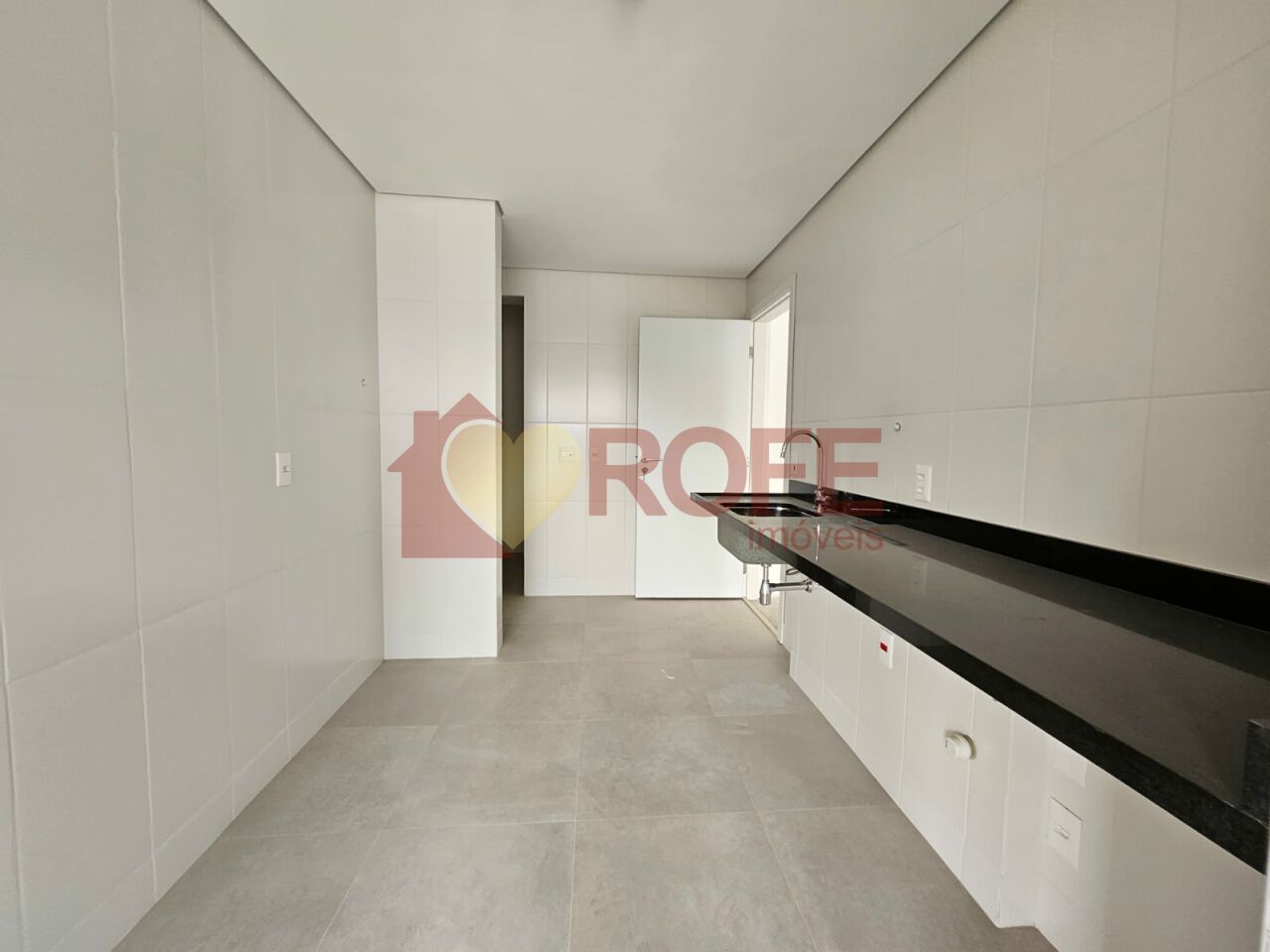 Foto 2 - RF45572