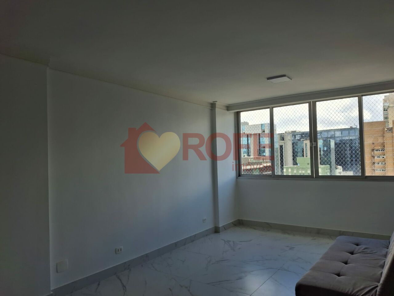 Foto 2 - RF45647