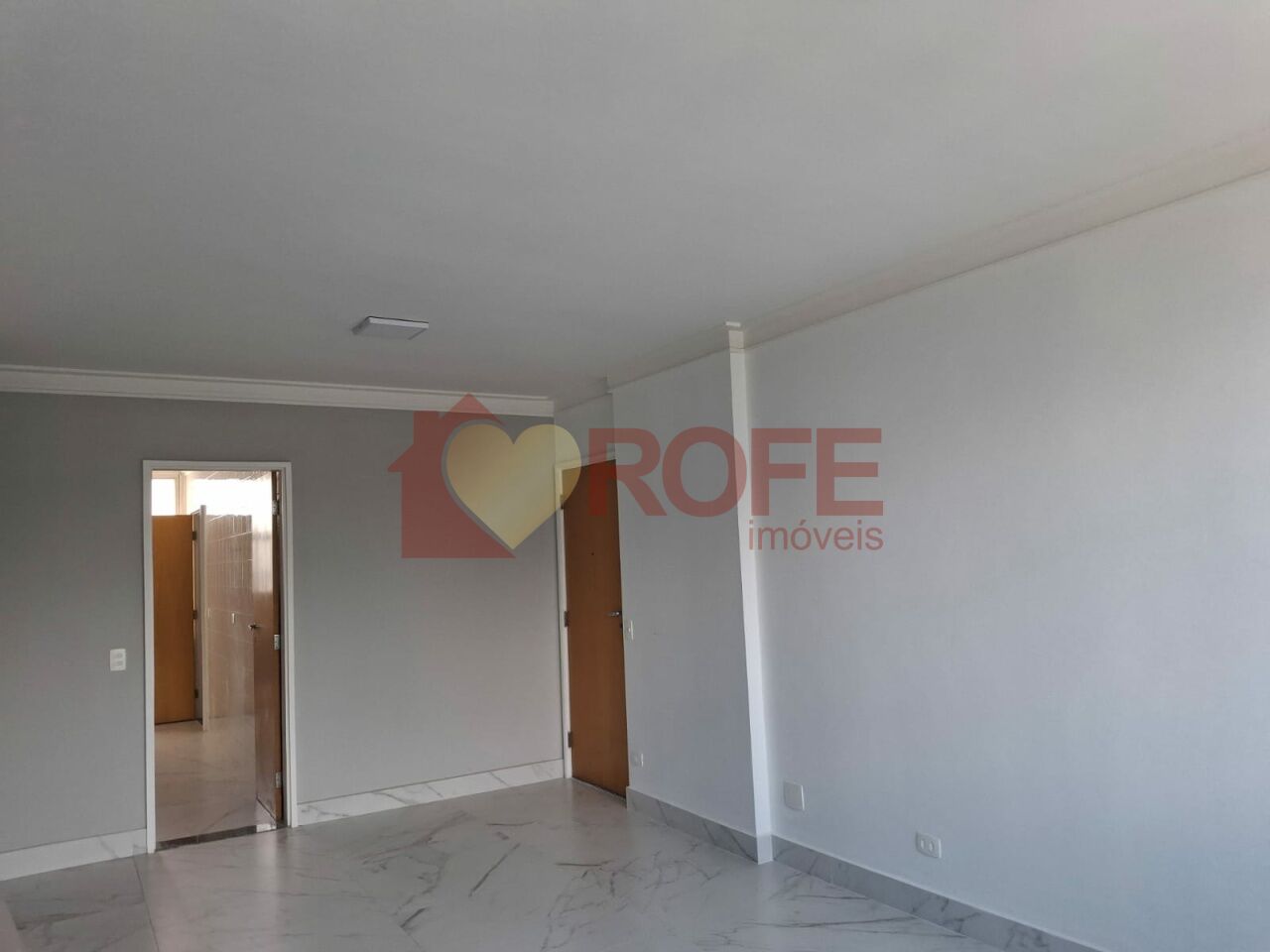 Foto 6 - RF45647