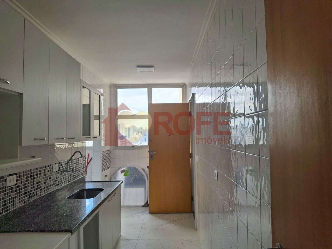 Foto 16 - RF45647