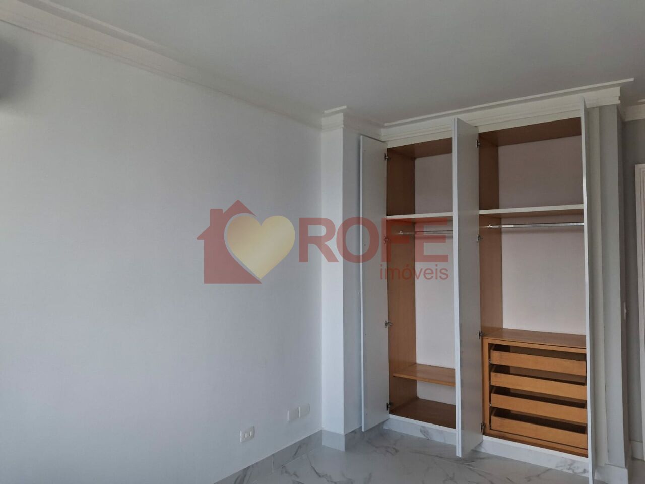 Foto 10 - RF45647