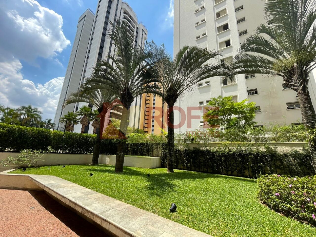 Foto 45 - RF45689
