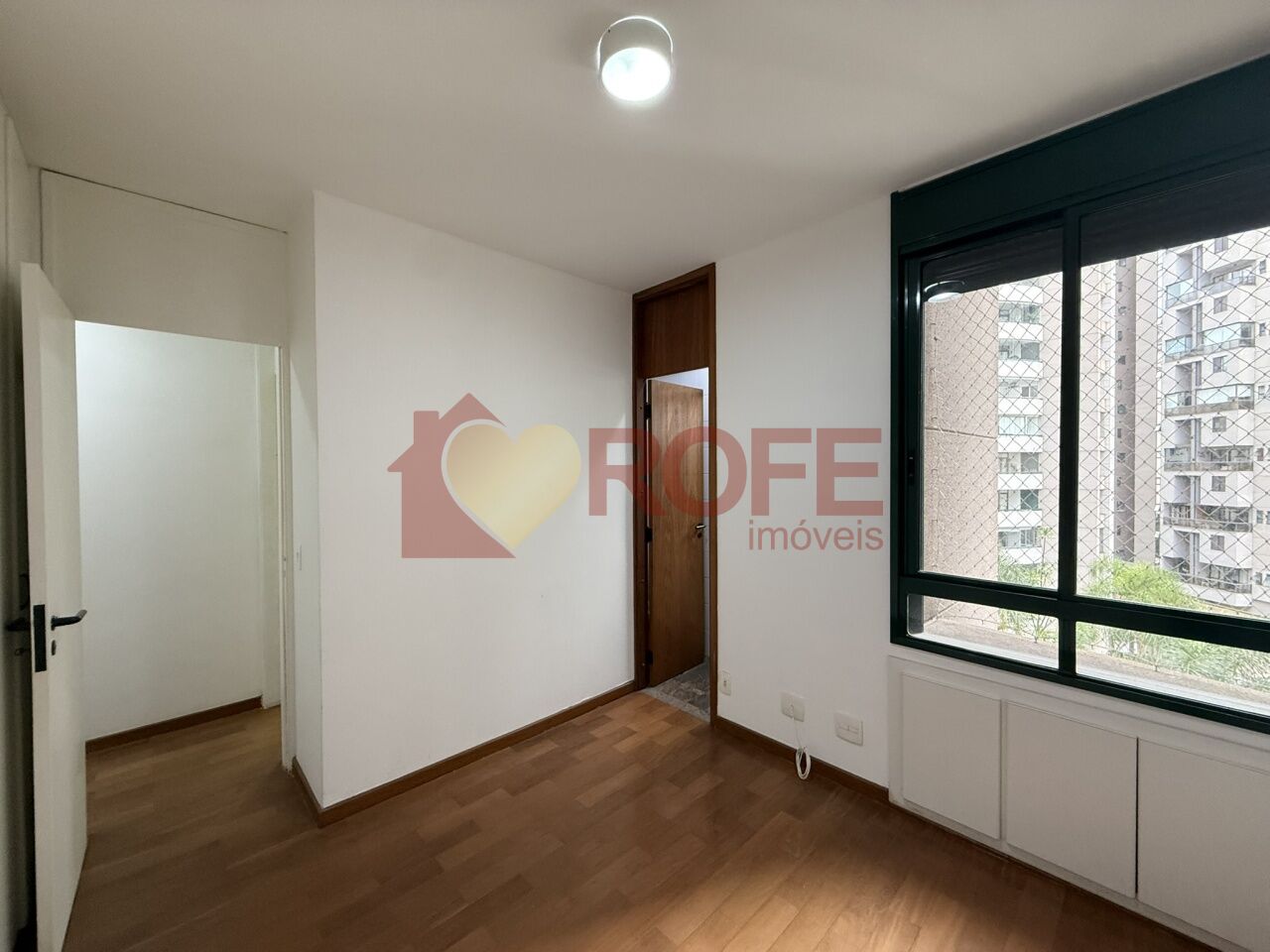 Foto 21 - RF45710