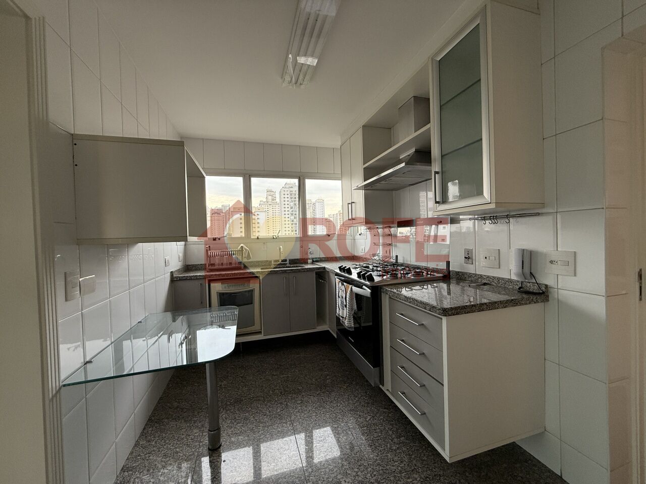 Foto 19 - RF45748