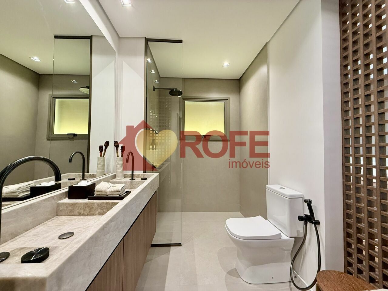 Foto 23 - RF45749