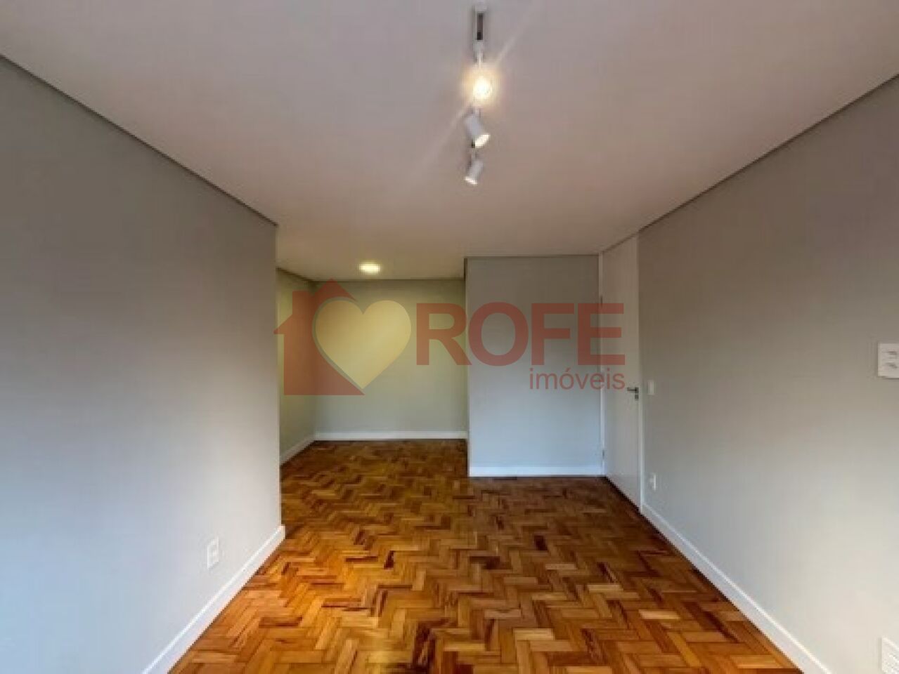 Foto 8 - RF45793
