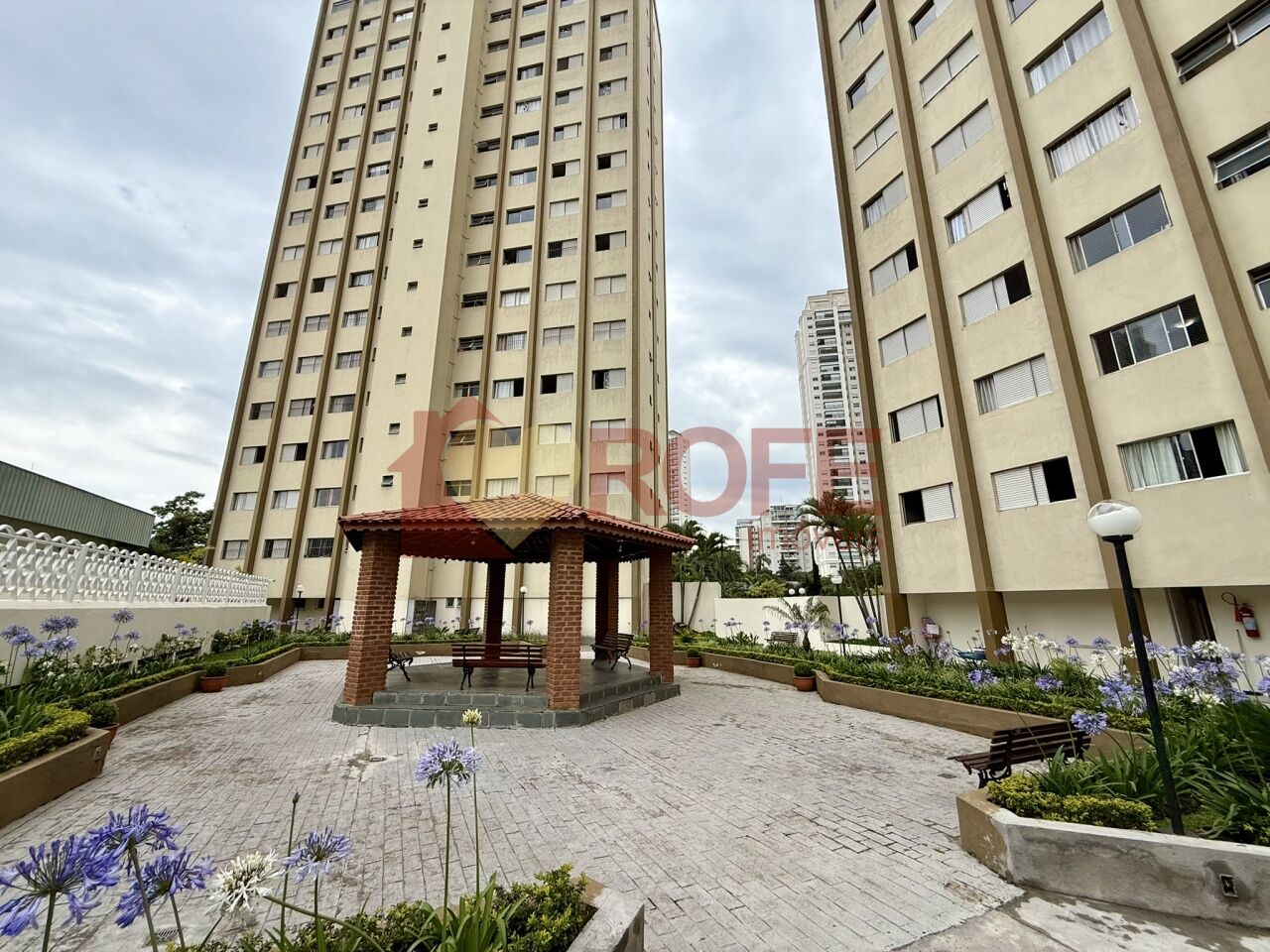 Foto 29 - RF45829