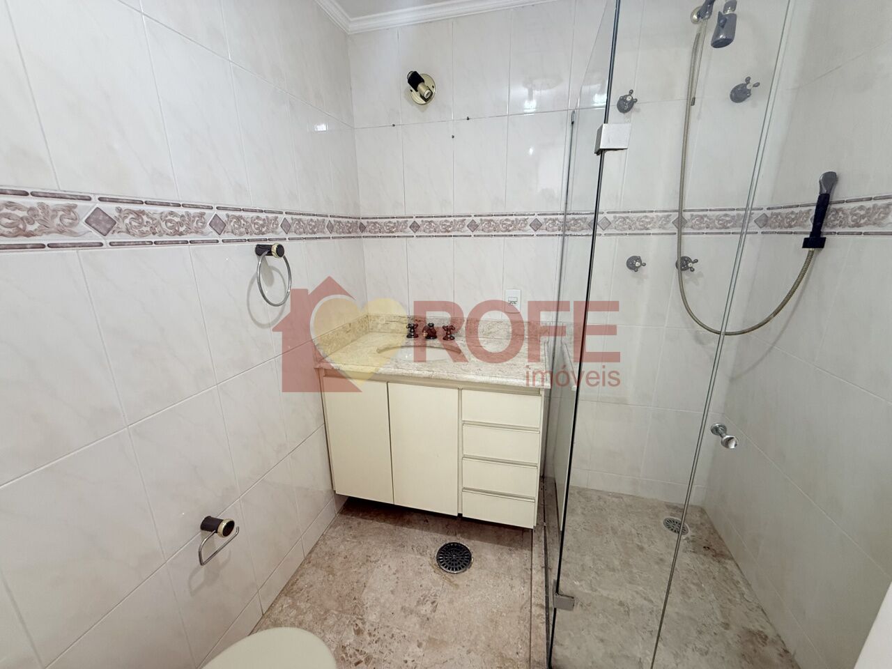 Foto 8 - RF45844