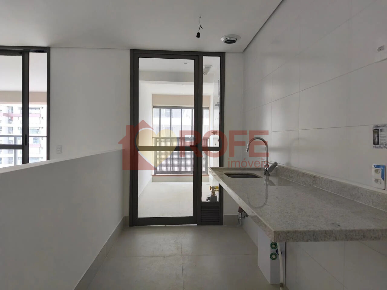 Foto 5 - RF45903