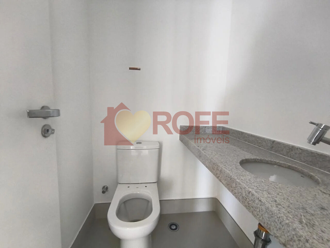 Foto 8 - RF45903