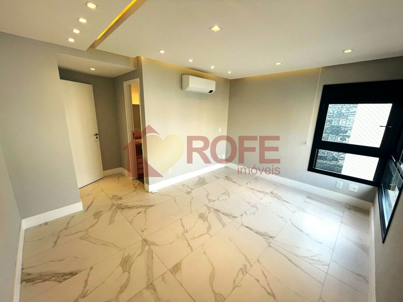 Foto 6 - RF45948