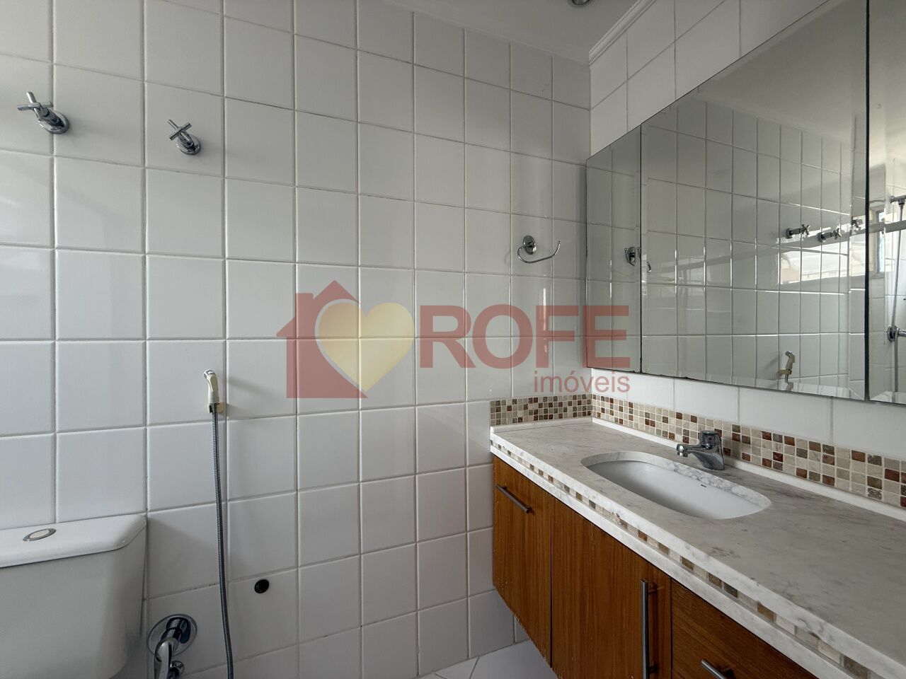 Foto 17 - RF45970