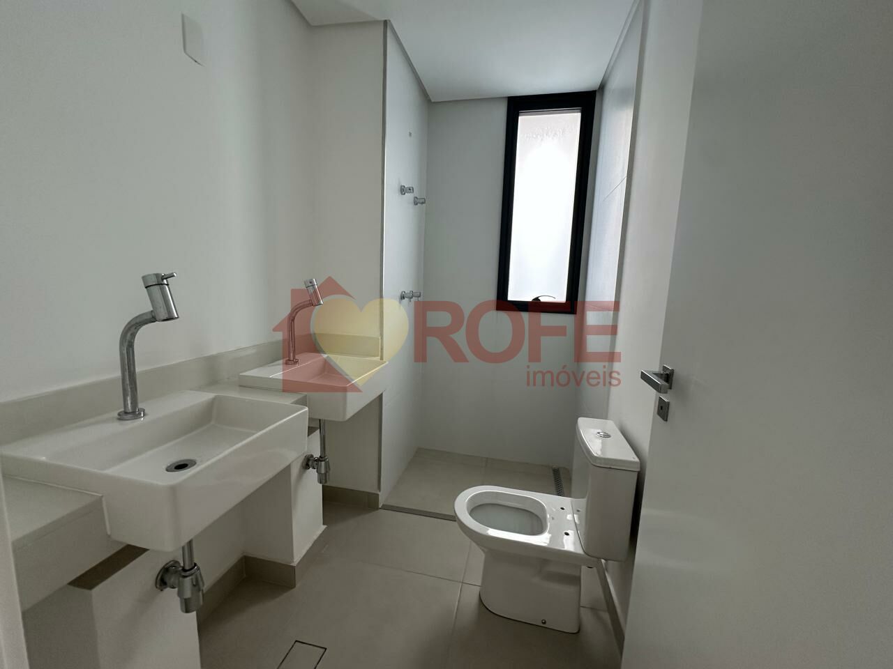 Foto 17 - RF45989