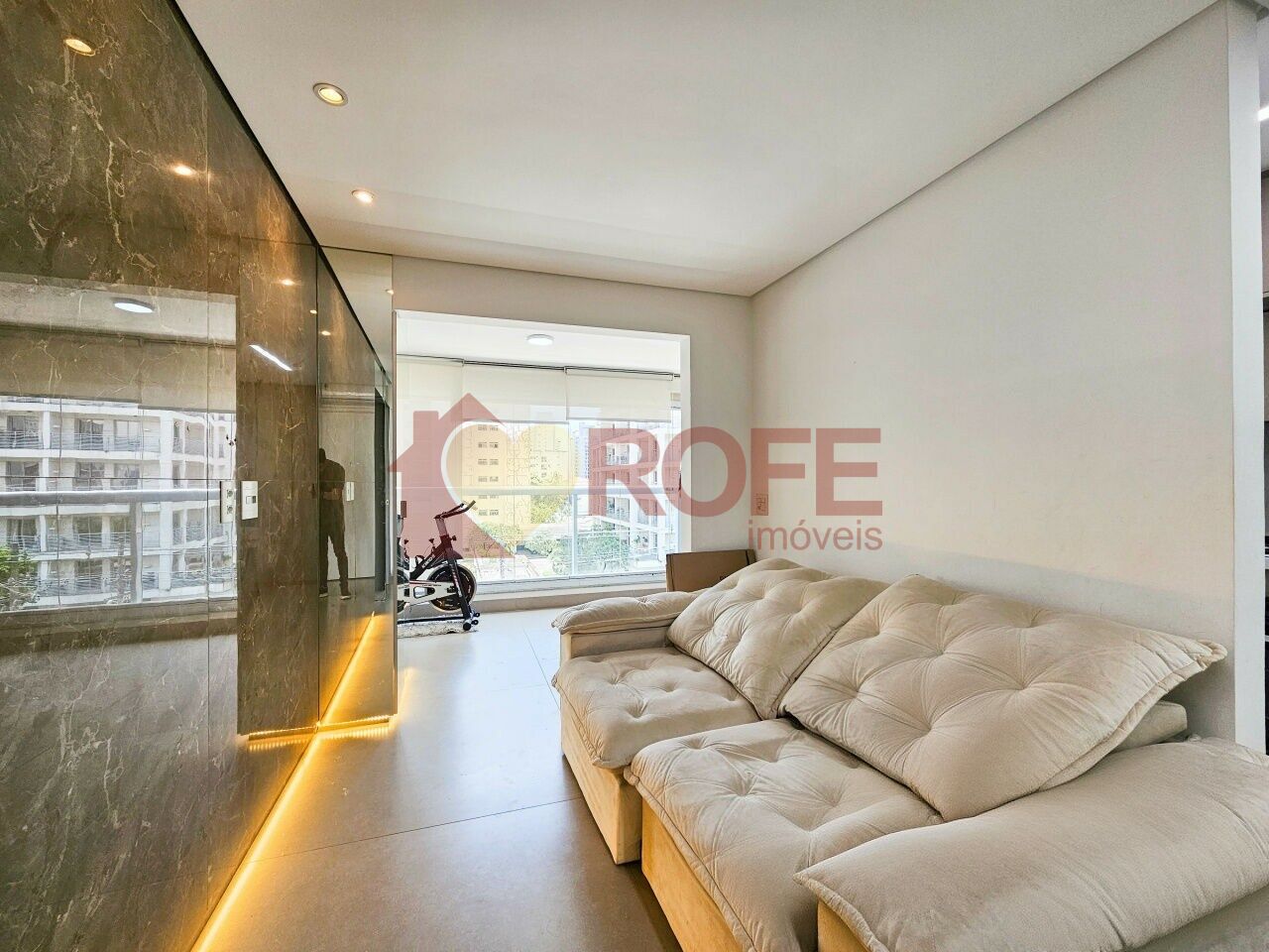 Foto 5 - RF46000
