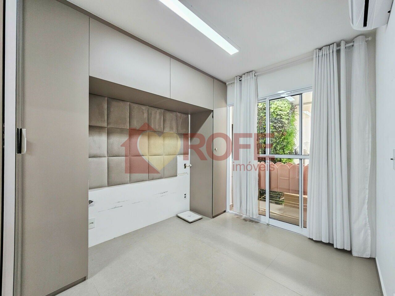 Foto 11 - RF46000