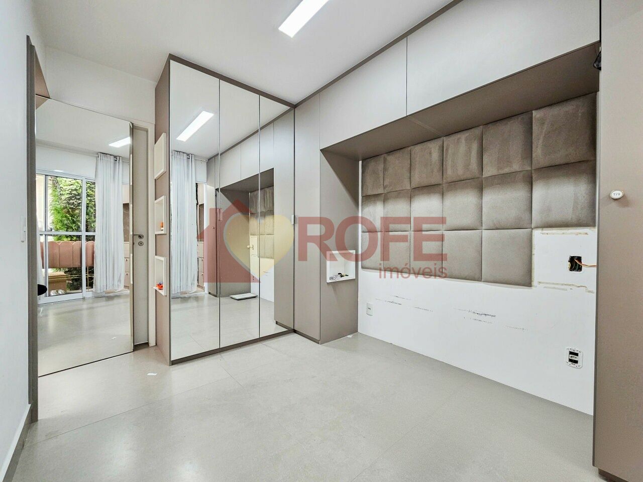 Foto 12 - RF46000