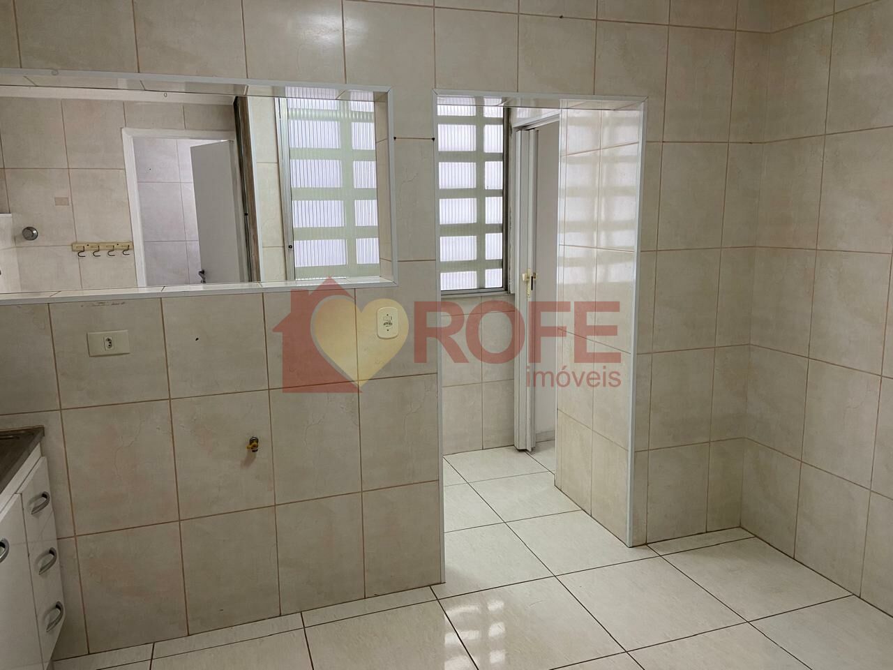 Foto 19 - RF46005