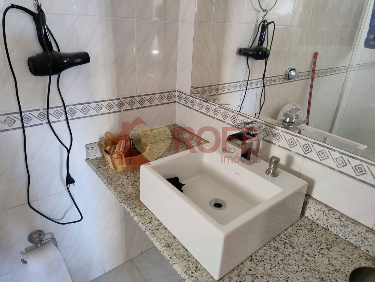 Foto 17 - RF46025